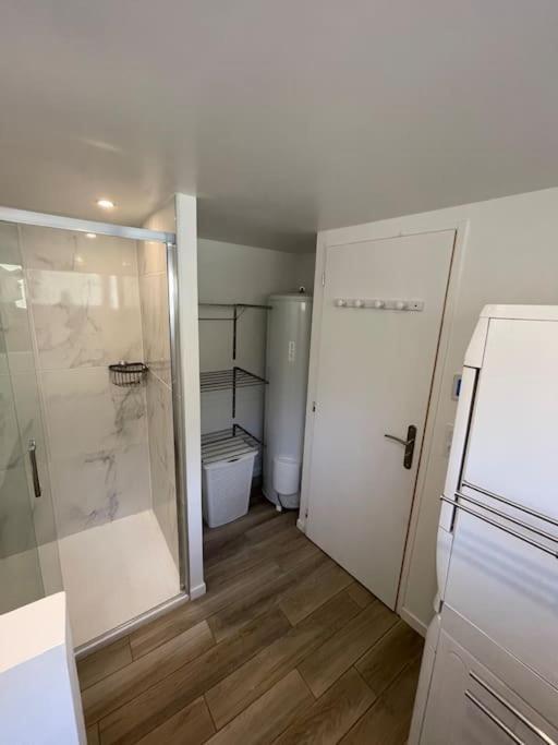 Magnifique Maison Renovee, 10Pers Rencurel Luaran gambar