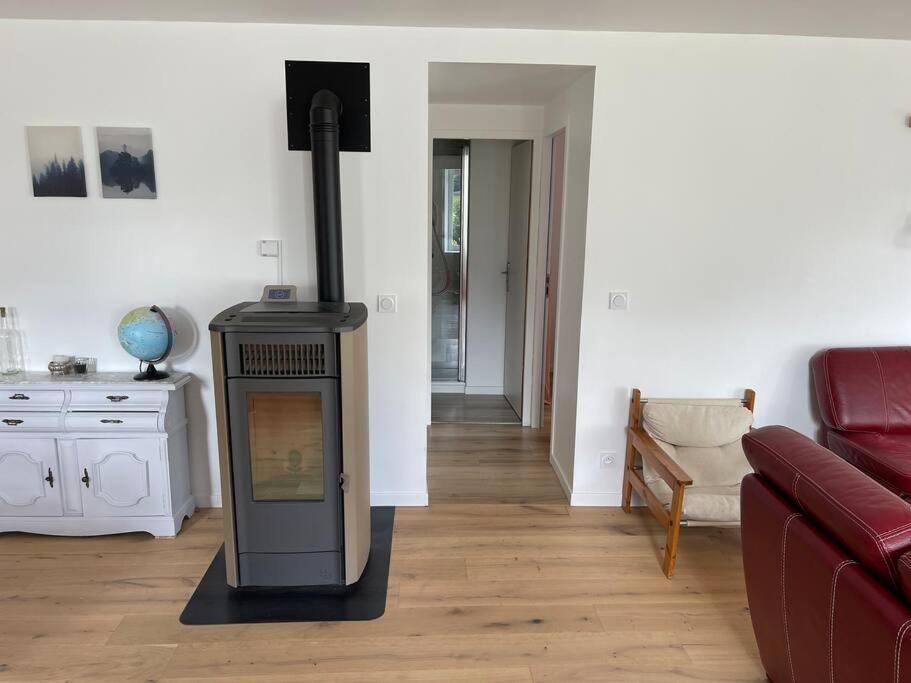 Magnifique Maison Renovee, 10Pers Rencurel Luaran gambar
